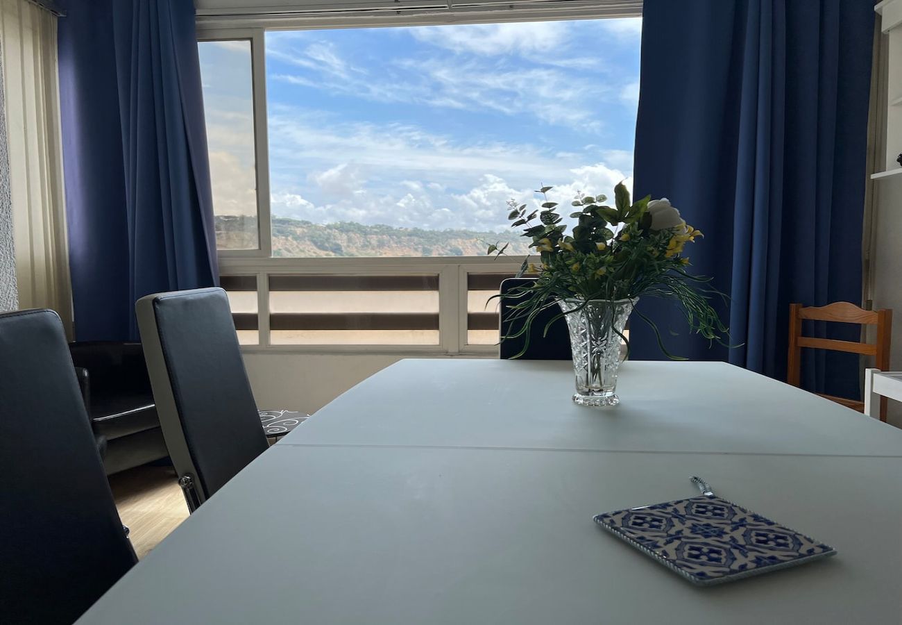 Apartamento em Costa de Caparica - Torre Templários   · 2 Bedroom apartment in Capari