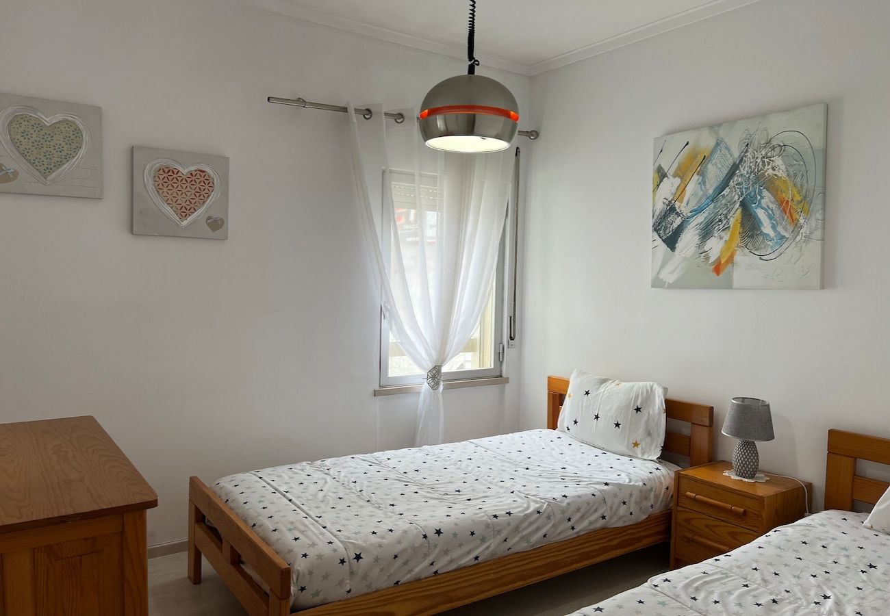 Apartamento em Costa de Caparica - Torre Templários   · 2 Bedroom apartment in Capari