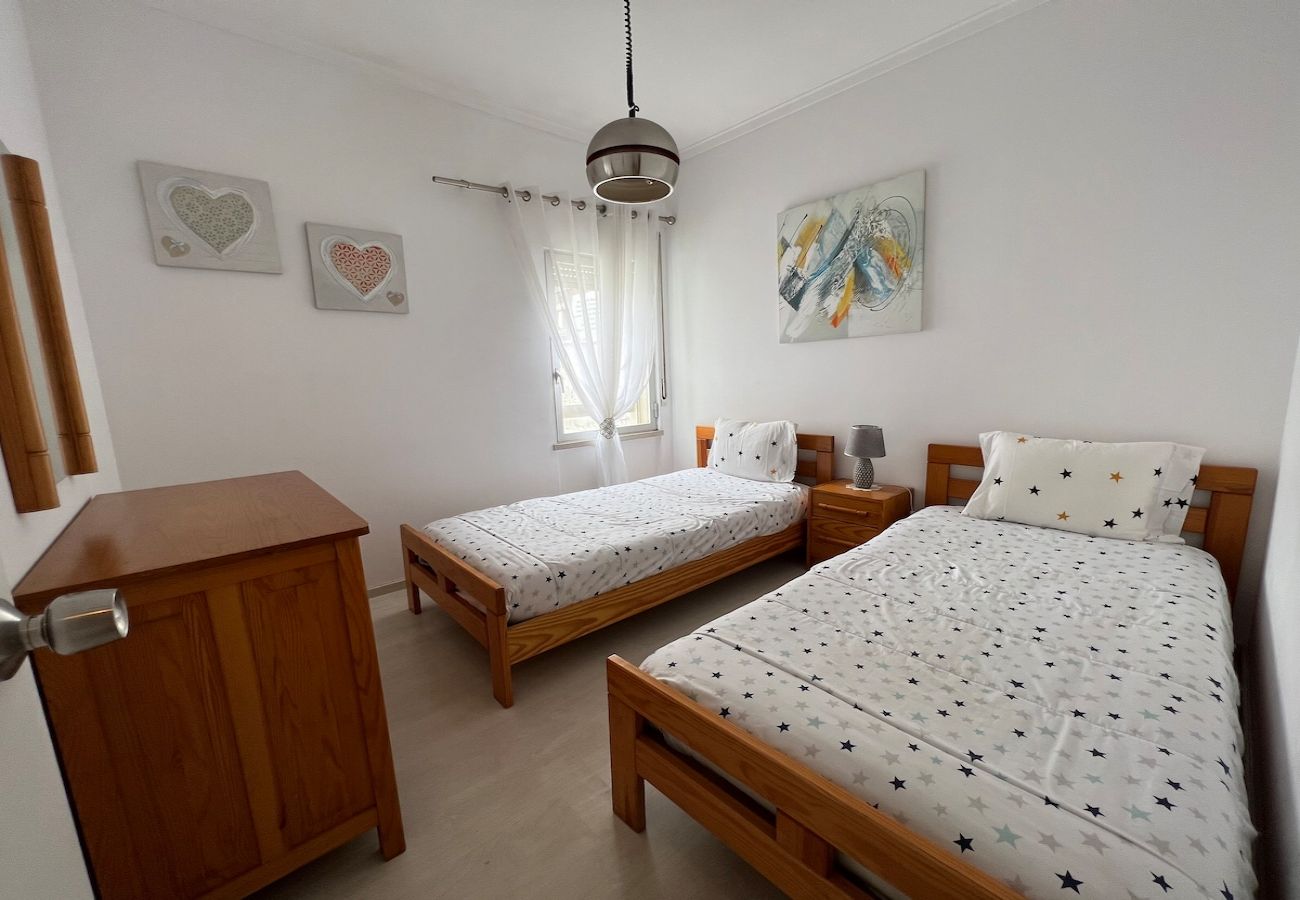 Apartamento em Costa de Caparica - Torre Templários   · 2 Bedroom apartment in Capari