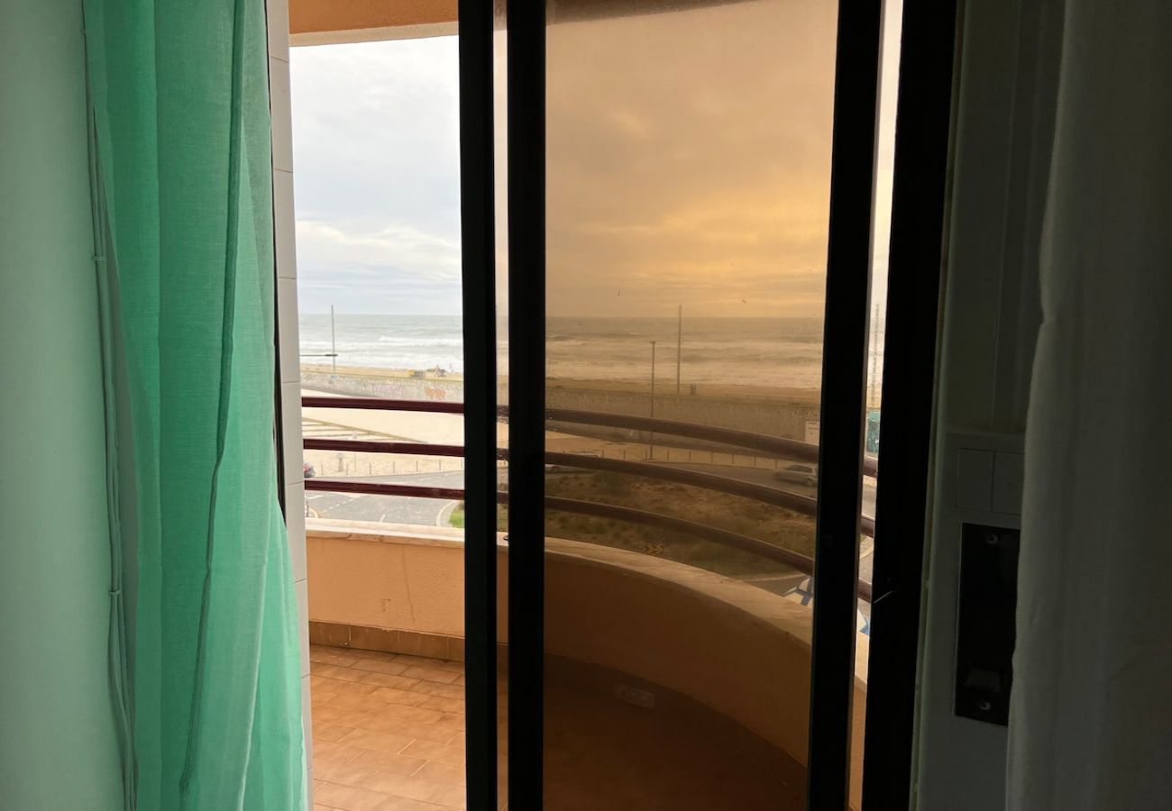 Apartamento em Costa de Caparica - O mar na frente d"lux Caparica