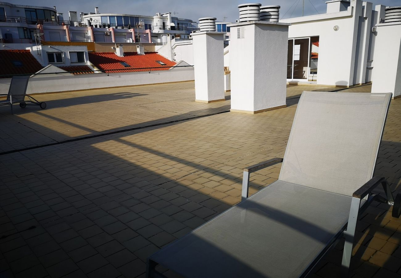 Apartamento em Costa de Caparica - 2ºF COSTA AZUL · CaparicaT2 com vista mar, ideal p