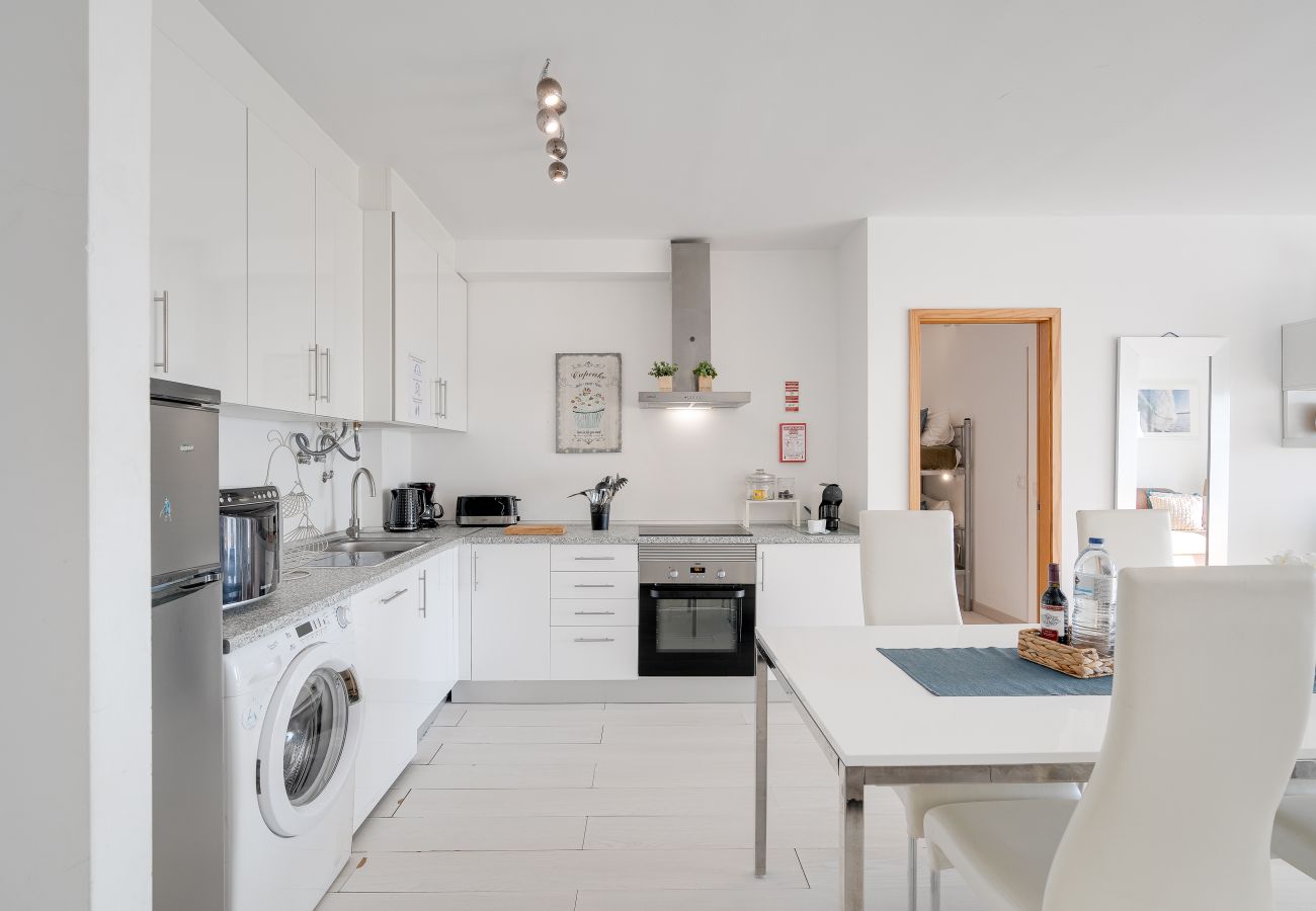 Apartamento em Costa de Caparica - 4ºA · Caparica Ocean View Apartment