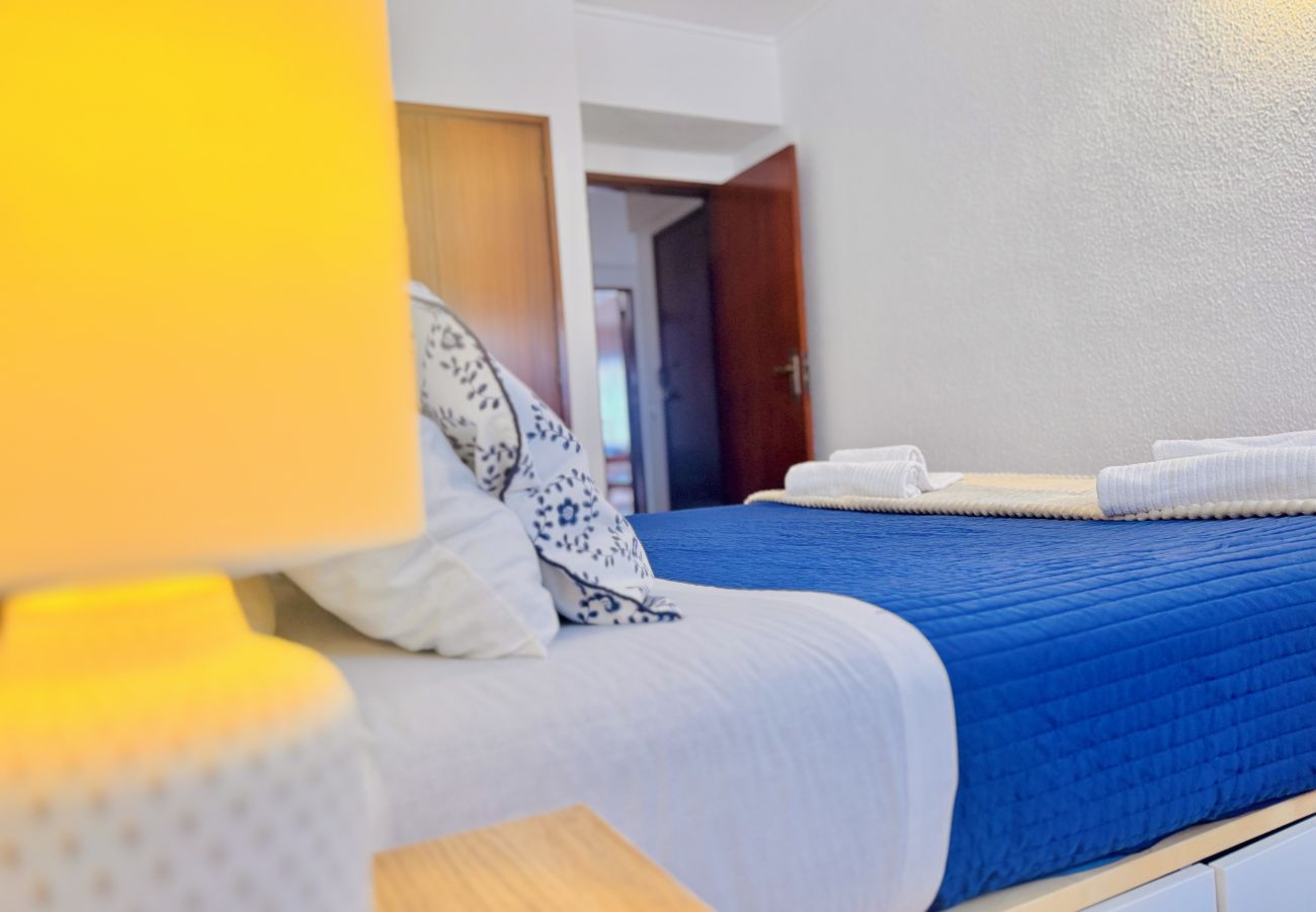 Apartamento em Costa de Caparica - Sol e Piscina na Caparica