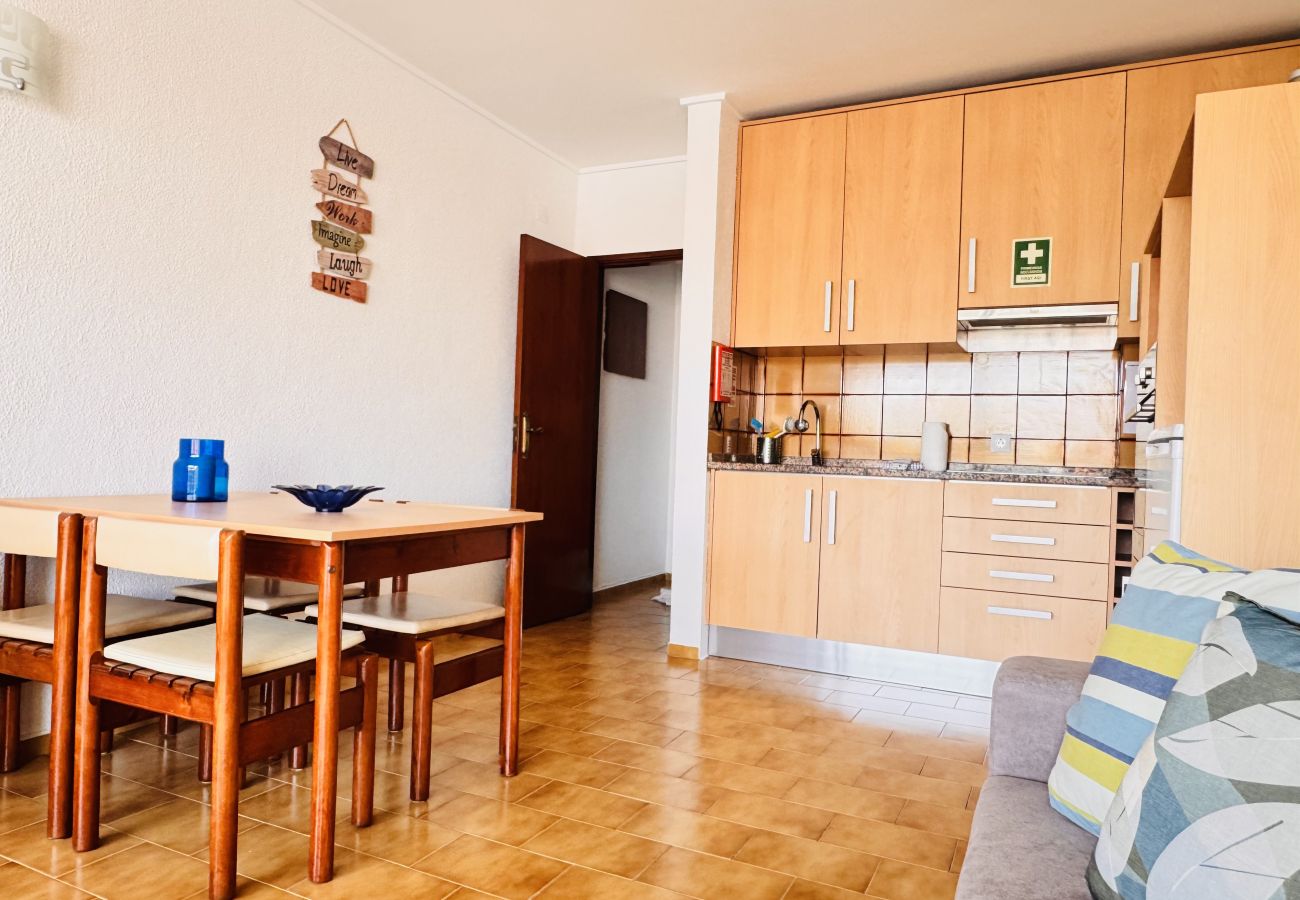 Apartamento em Costa de Caparica - Sol e Piscina na Caparica