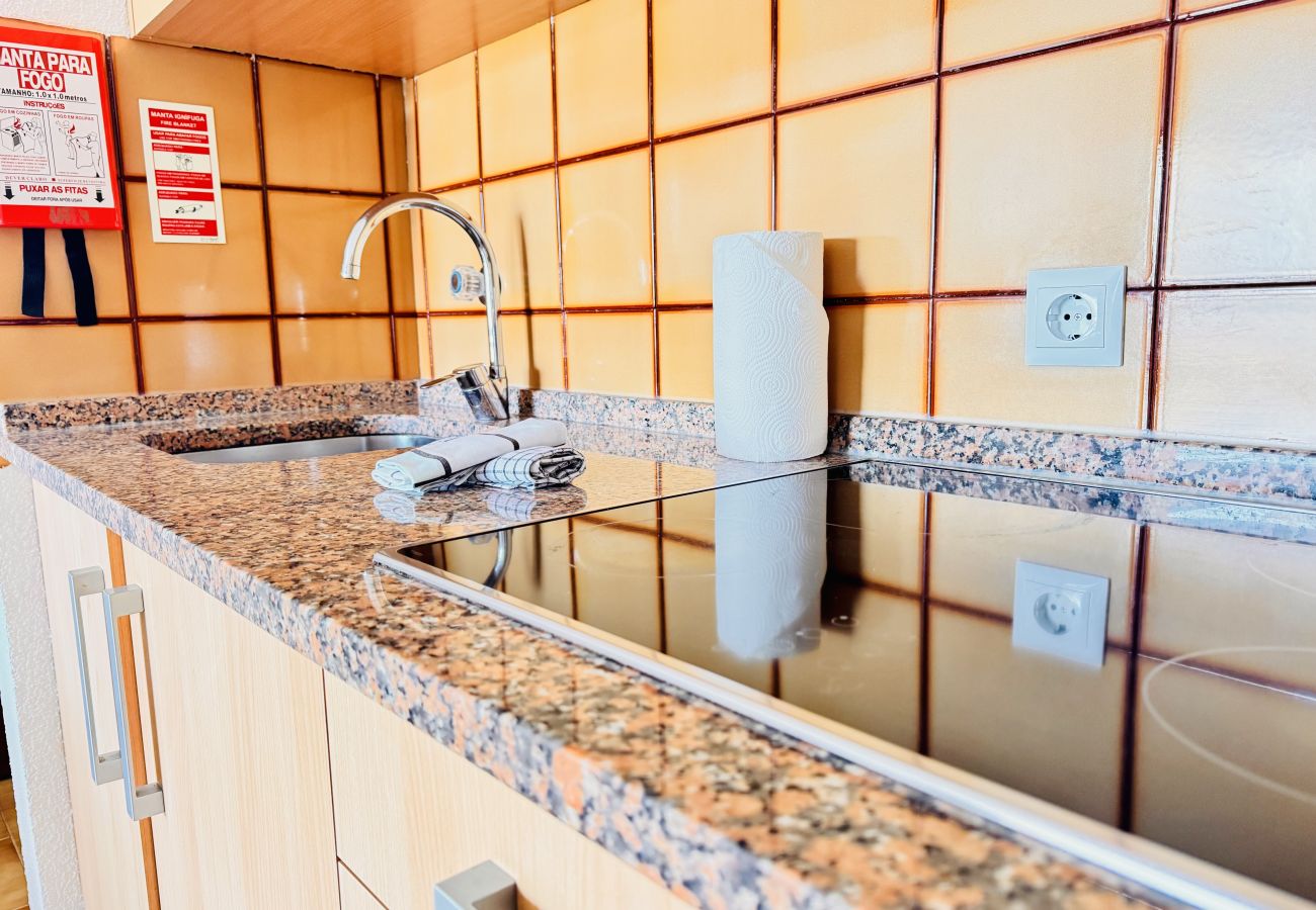 Apartamento em Costa de Caparica - Sol e Piscina na Caparica