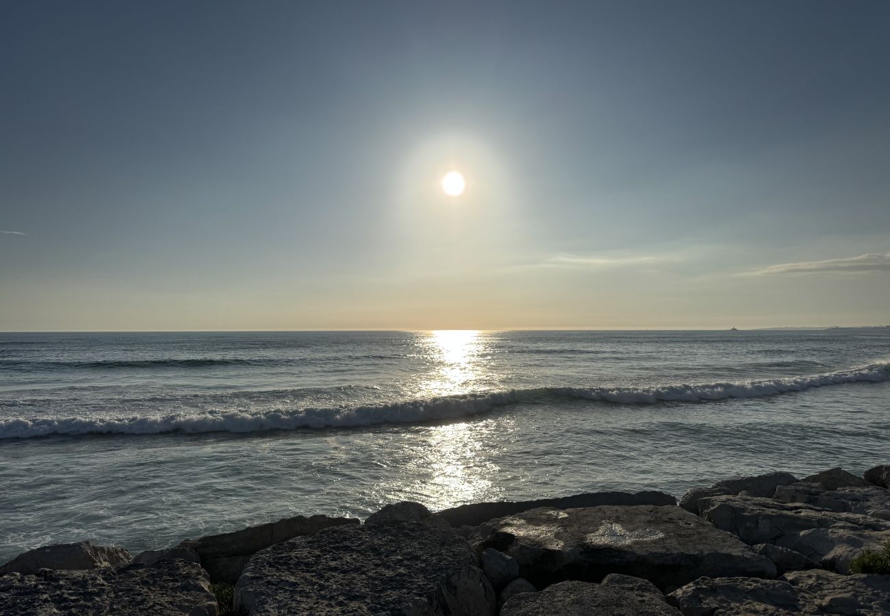 Apartamento em Costa de Caparica - Sol e Piscina na Caparica