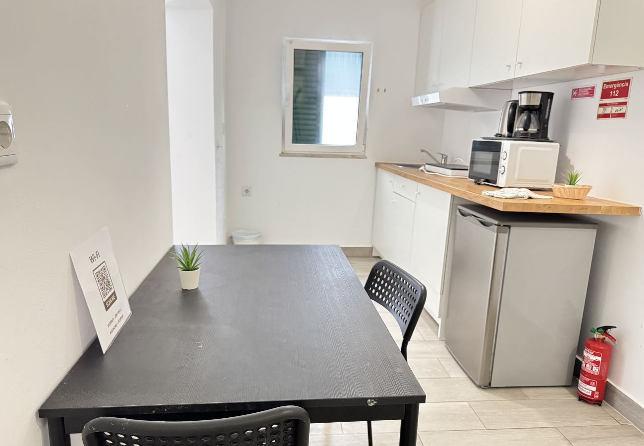 Ferienhaus in Costa de Caparica - Suite privada com patio · Suite XL plus patio (T1)