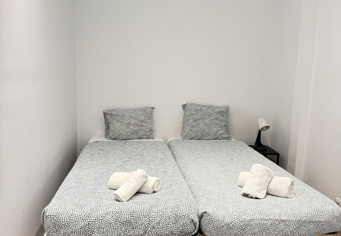 Ferienhaus in Costa de Caparica - Suite privada com patio · Suite XL plus patio (T1)