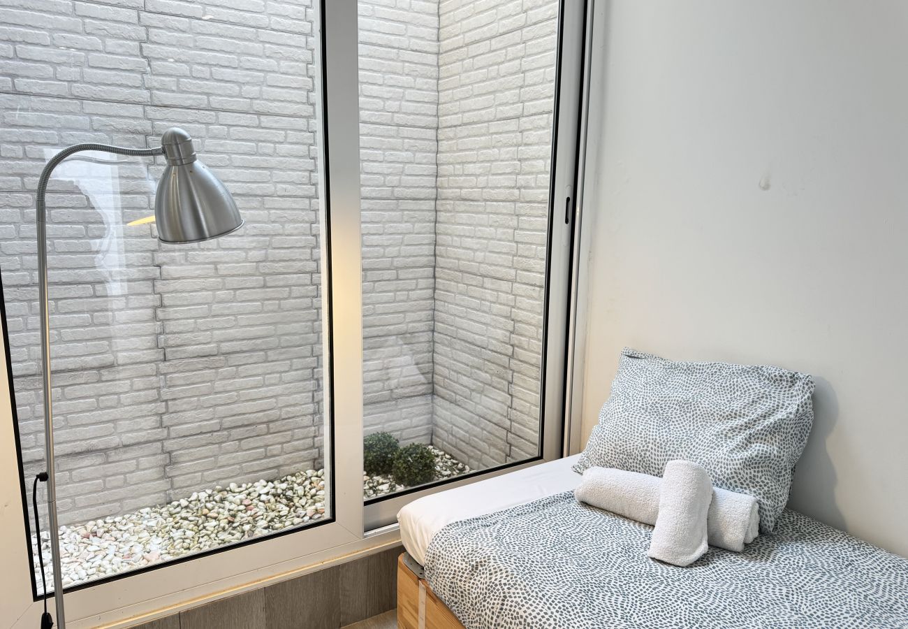 Ferienhaus in Costa de Caparica - Suite privada com patio · Suite XL plus patio (T1)