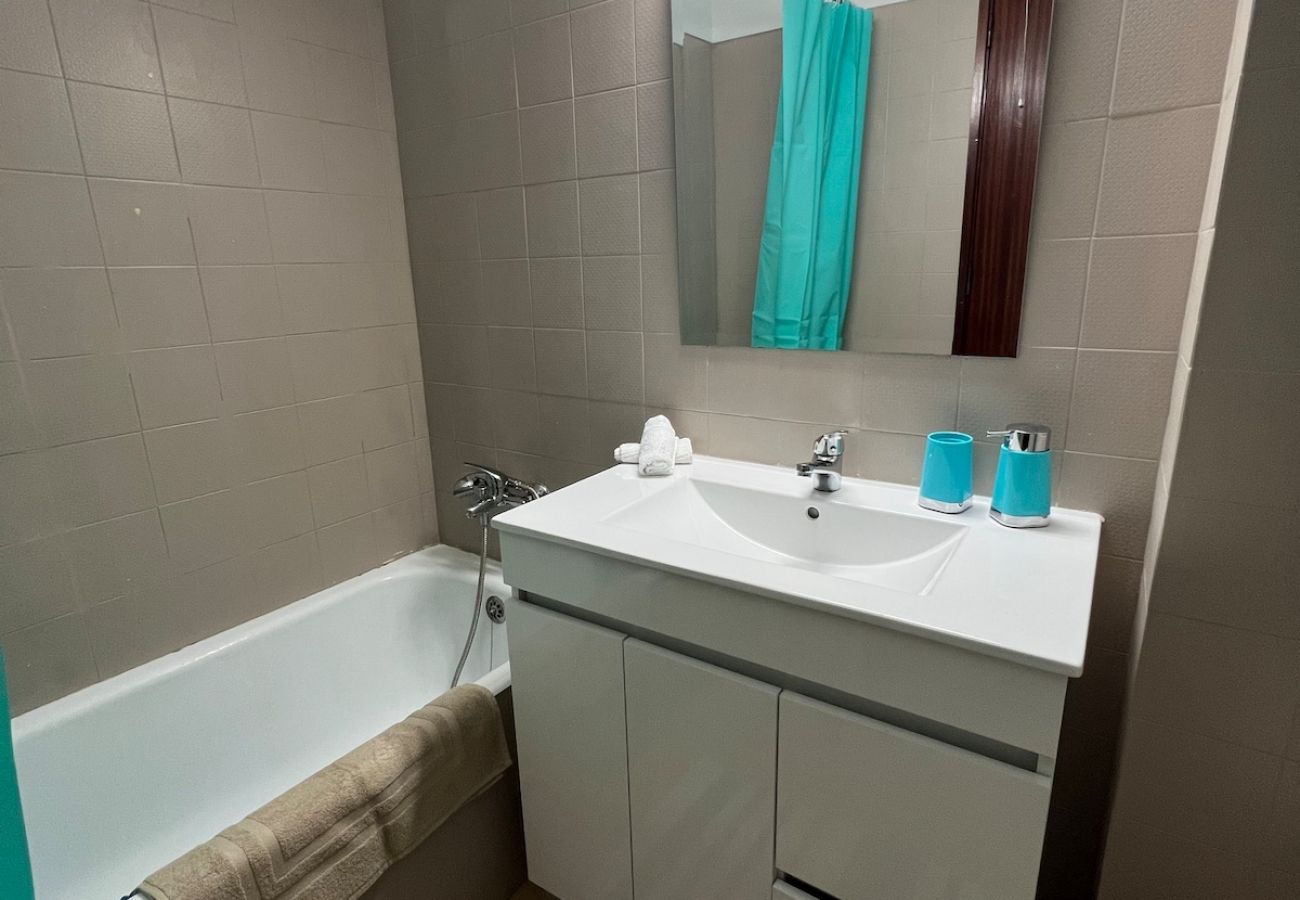 Ferienwohnung in Costa de Caparica - 203 · Apartamento encantador com piscina em C. Cap