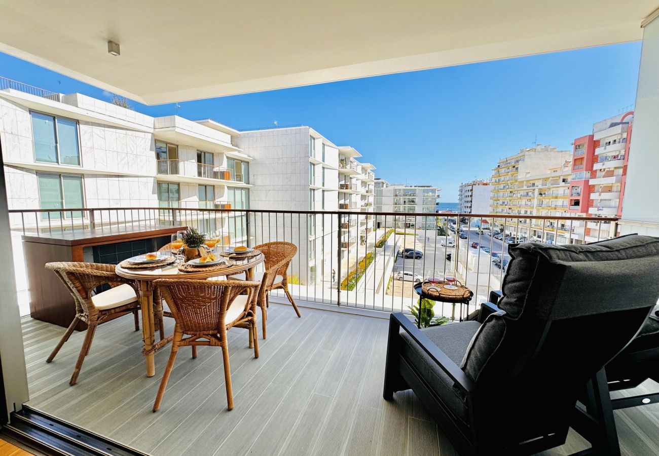 Ferienwohnung in Armação de Pêra - Bayline luxury spa and pool apartment