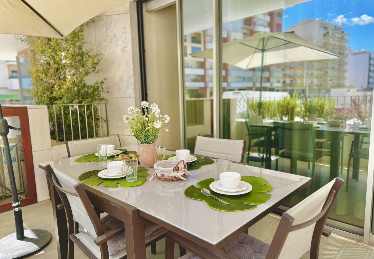 Ferienwohnung in Armação de Pêra - D`Lux Terrace @ Cond. Bayline Pool &SPA