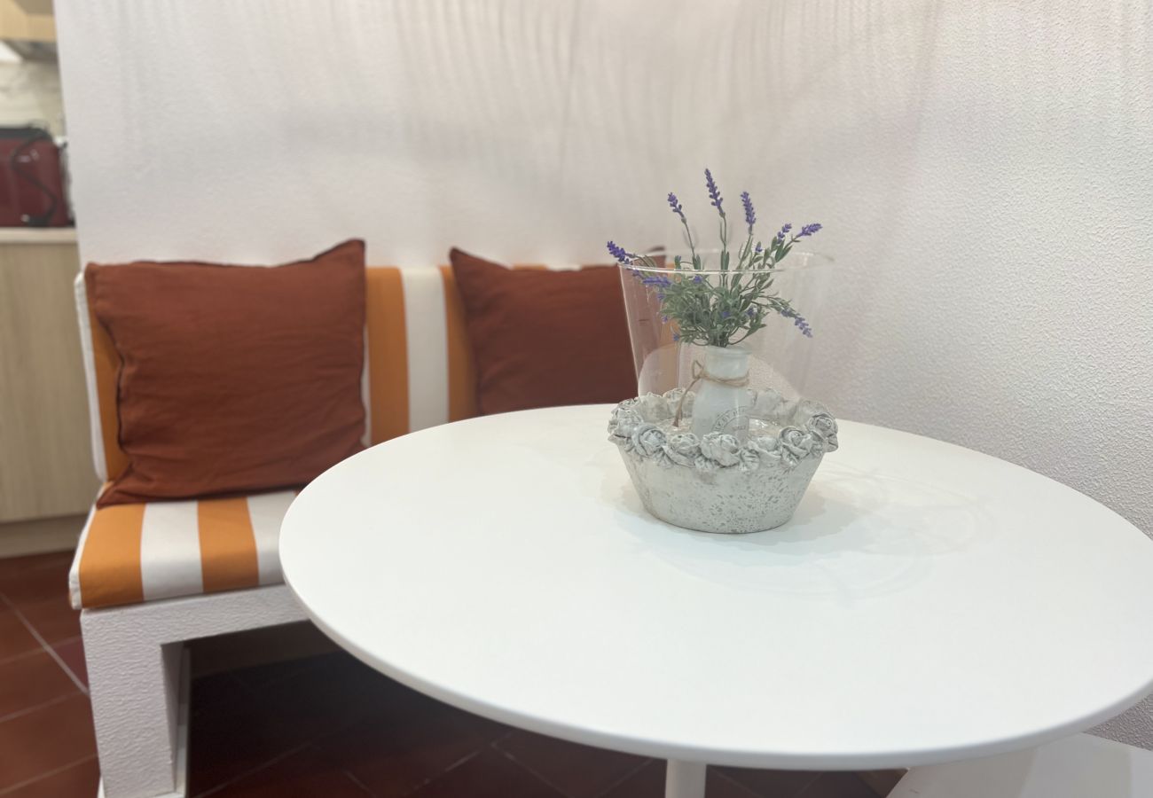 Ferienwohnung in Costa de Caparica - 2Room Cozy Apartment Center Caparica
