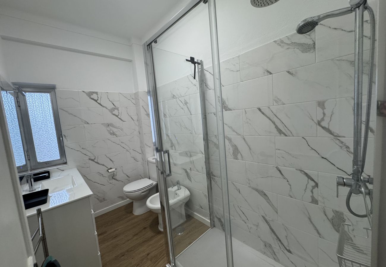 Ferienwohnung in Costa de Caparica - Cozy 2 room apartment by the beach