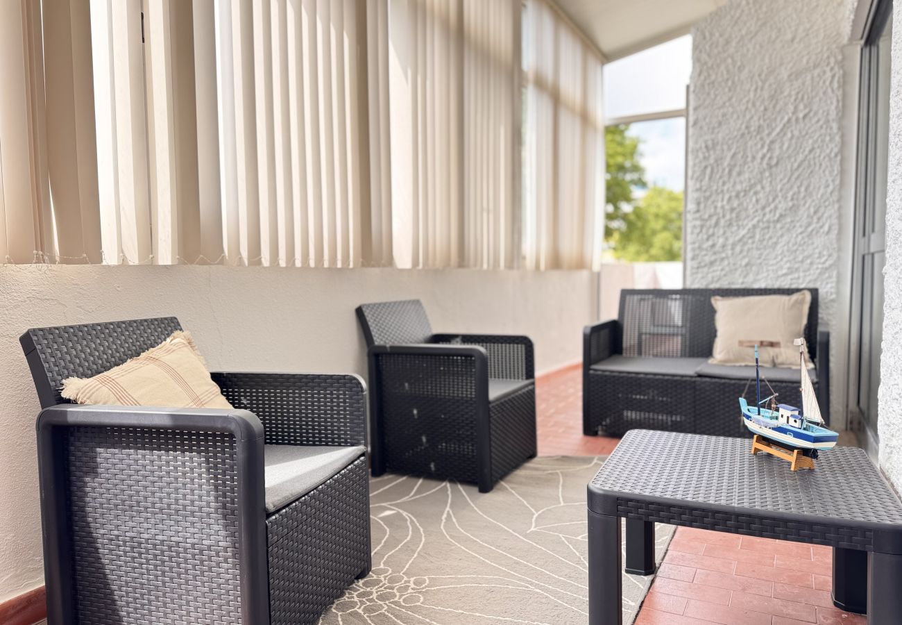 Ferienwohnung in Costa de Caparica - Cozy 2 room apartment by the beach