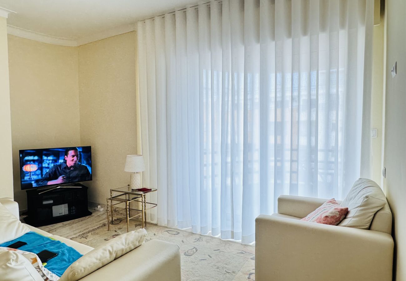 Ferienwohnung in Costa de Caparica - Che Mamy, beach house