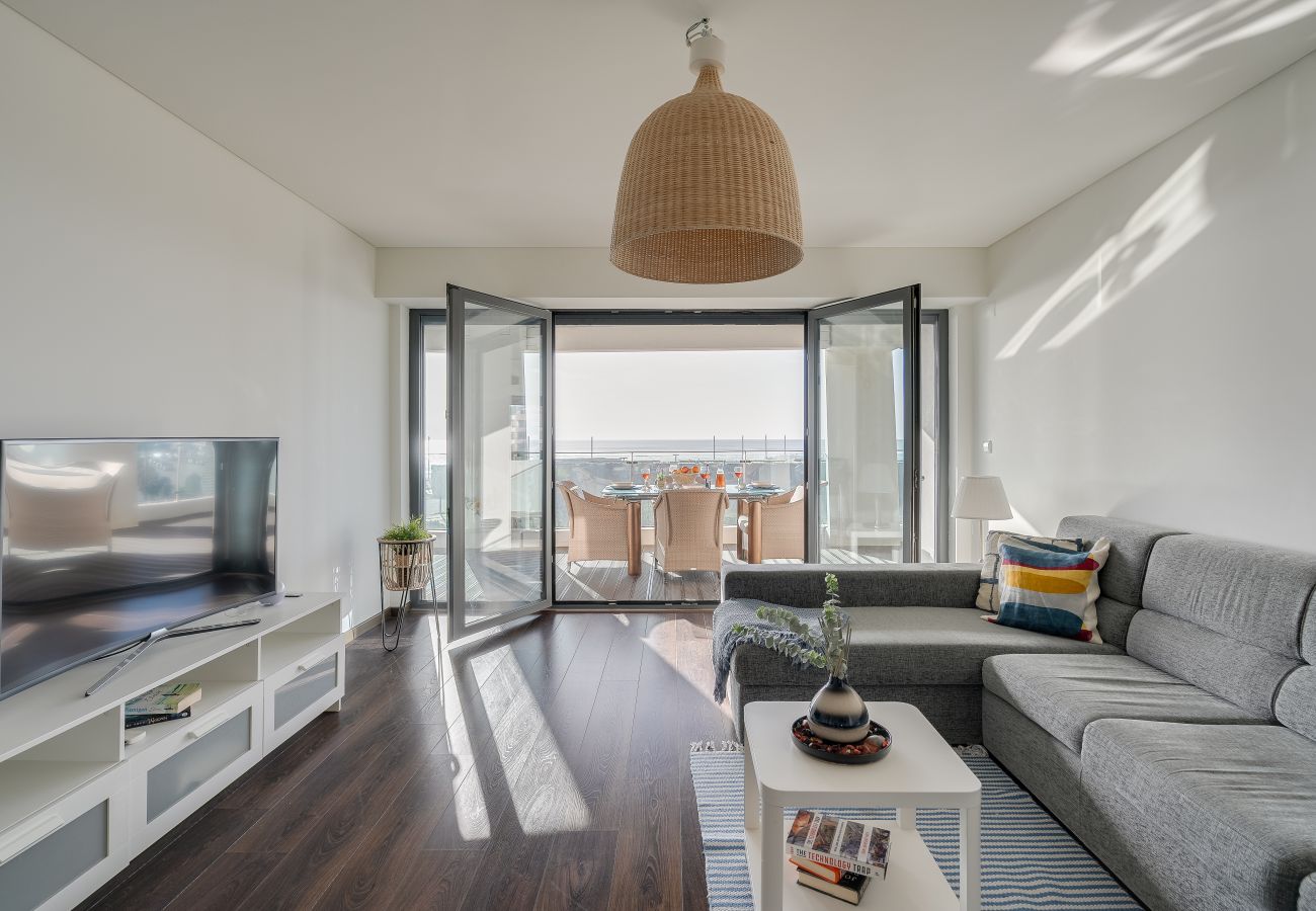 Residence in Costa de Caparica - Plazza T2 Luxury apartment whith sea view face t