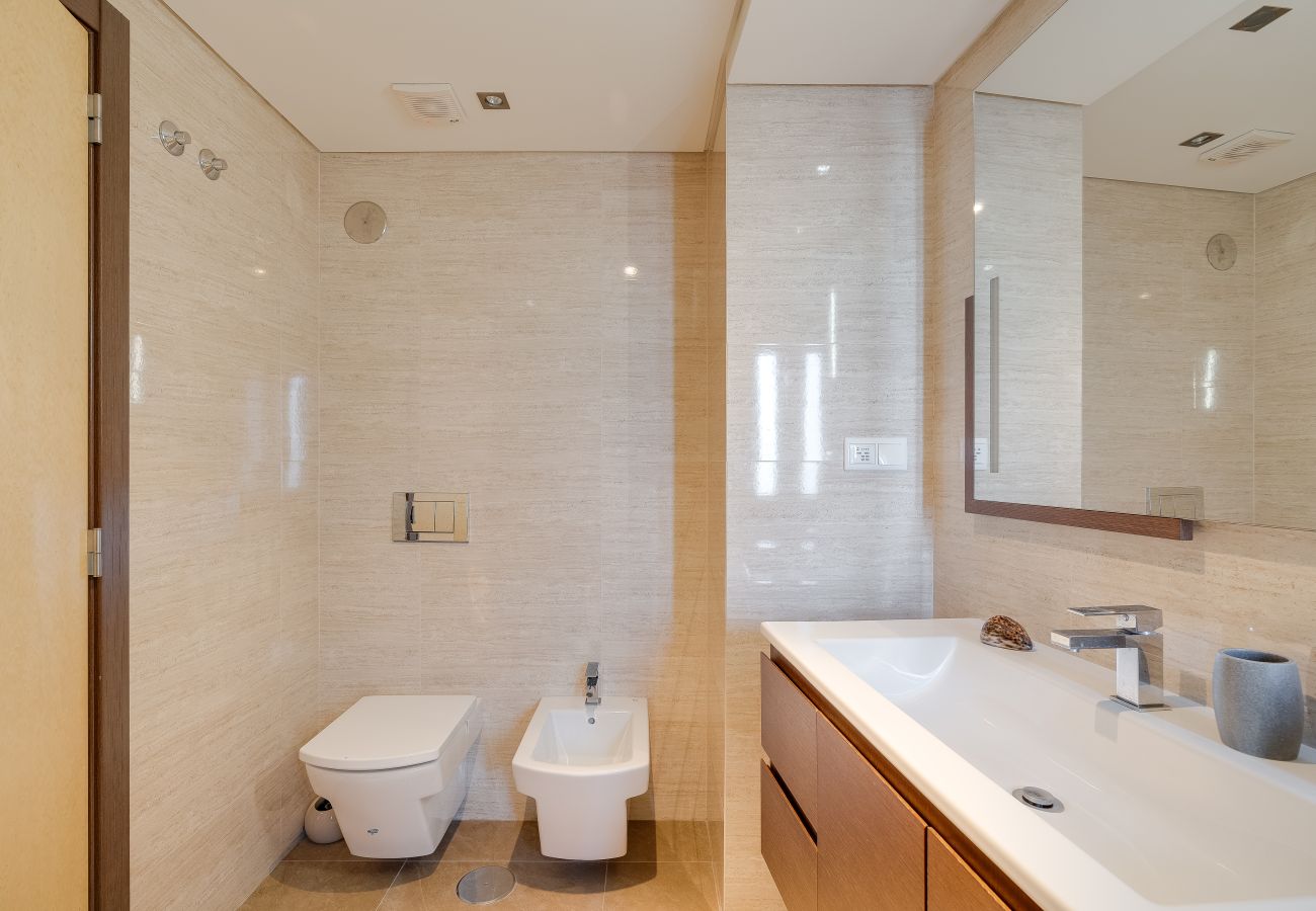 Residence in Costa de Caparica - Plazza T2 Luxury apartment whith sea view face t