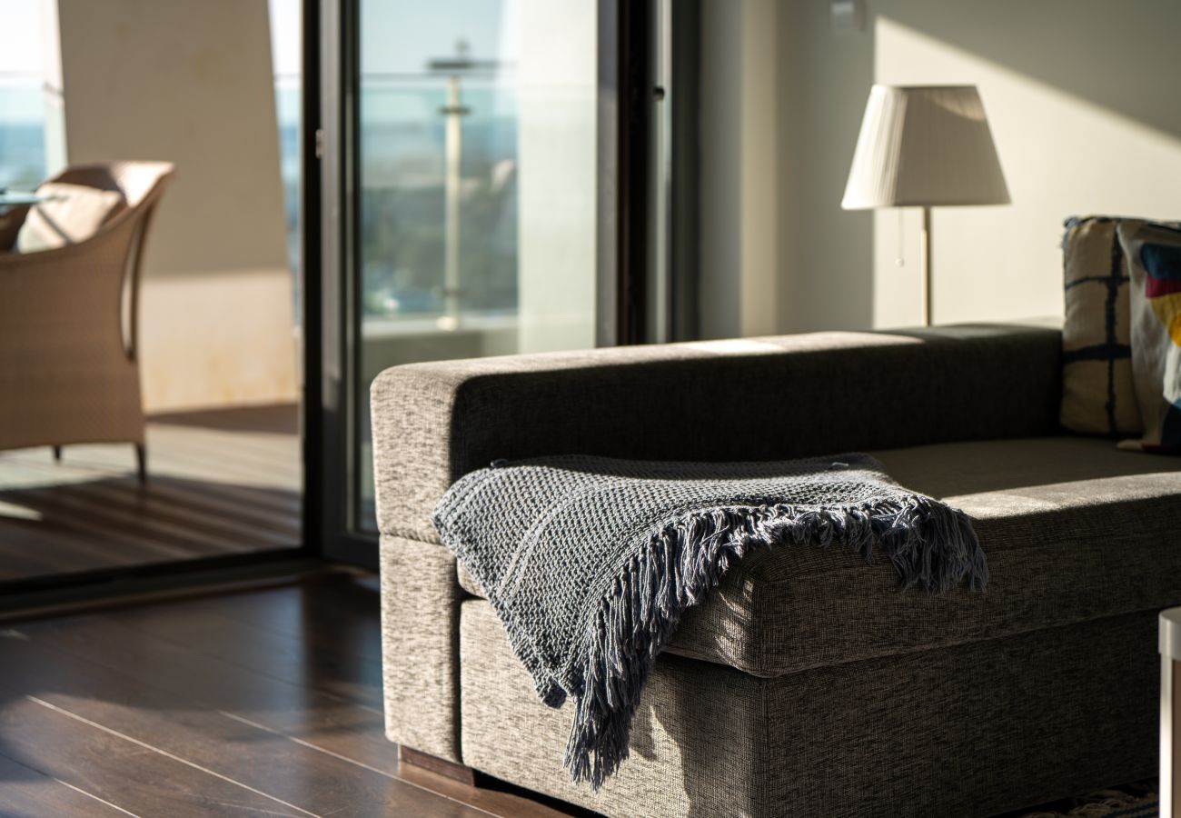 Residence in Costa de Caparica - Plazza T2 Luxury apartment whith sea view face t