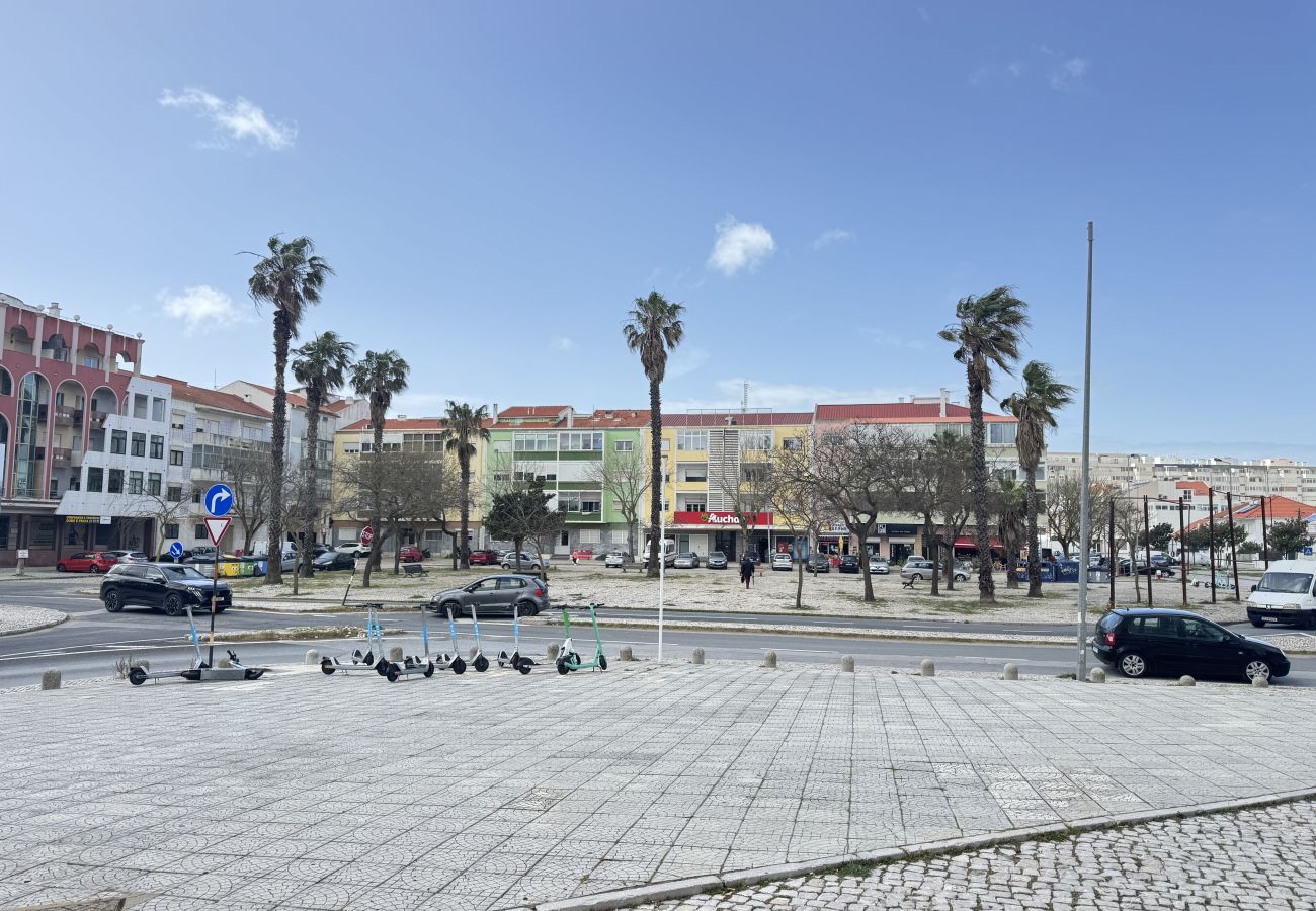 Apartment in Costa de Caparica - Cozy 2 room apartment by the beach