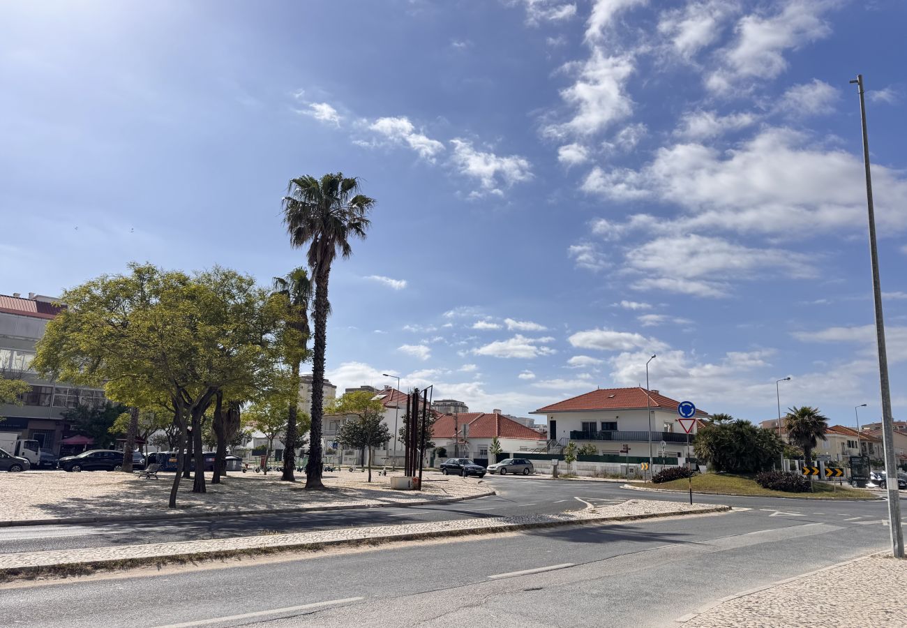 Apartment in Costa de Caparica - Cozy 2 room apartment by the beach