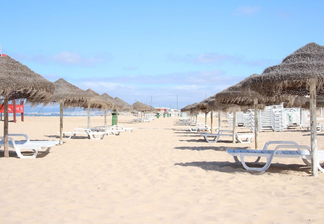 Apartamento en Costa de Caparica - 5C · Lisbon - Beach Side - 15 minutes to Lisbon ce