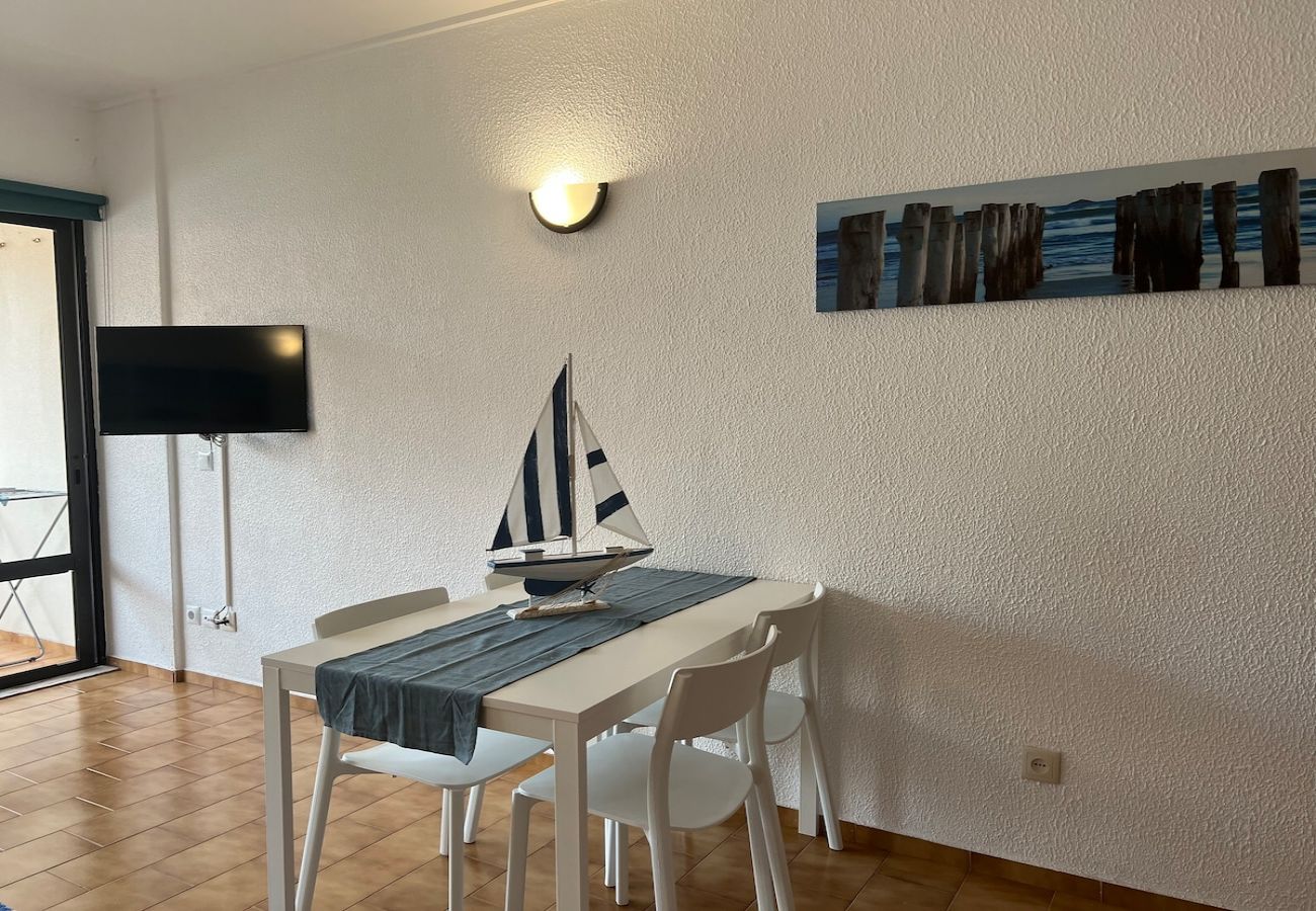 Apartamento en Costa de Caparica - 203 · Apartamento encantador com piscina em C. Cap