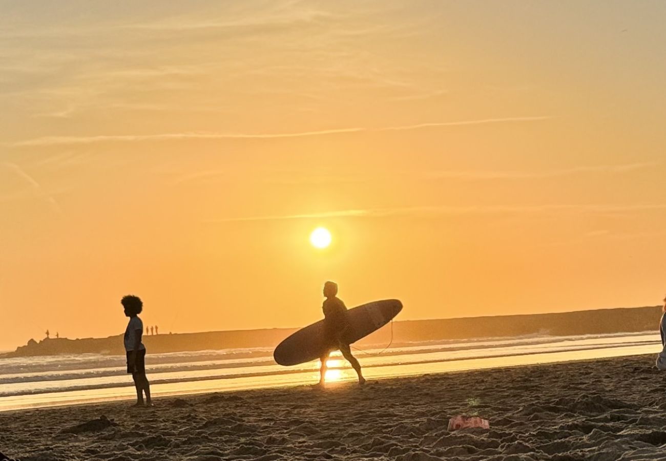 Apartamento en Costa de Caparica - Sol e Piscina na Caparica